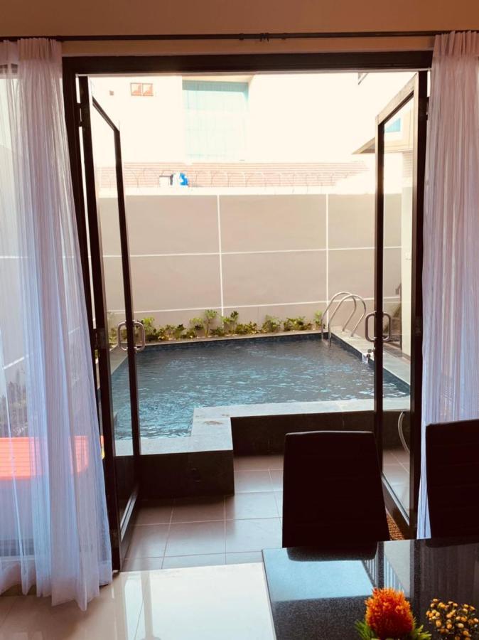Platinum Setrasari Guest House 5BR Private Pool Bandung Exterior foto